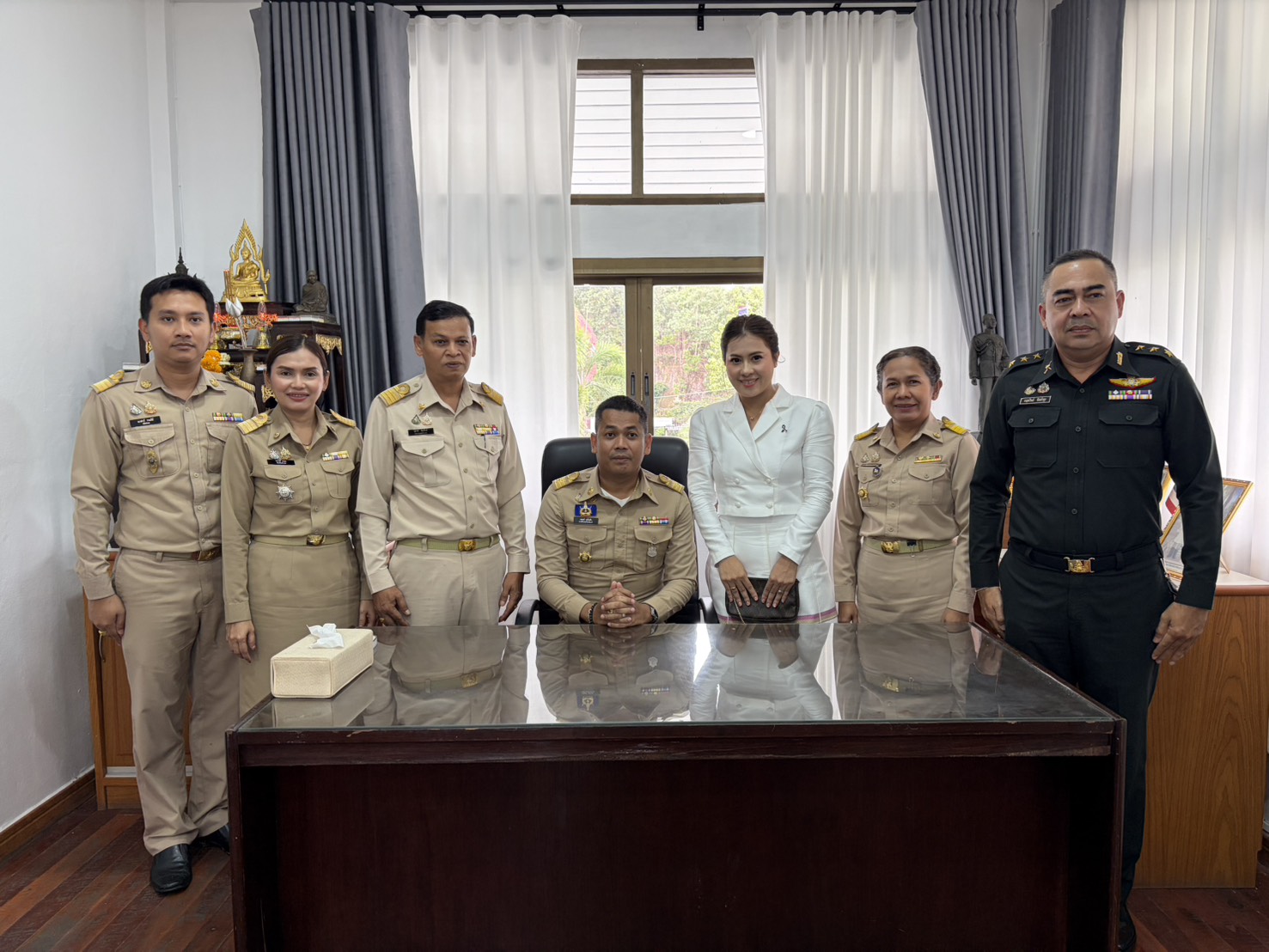 พช.ศรีนครินทร์ ร่วมให้การต้อนรับ นายอดุลย์ หมื่นลึก ที่ได้รับคำสั่งย้ายให้มาดำรงตำแหน่งนายอำเภอศรีนครินทร์ จังหวัดพัทลุง