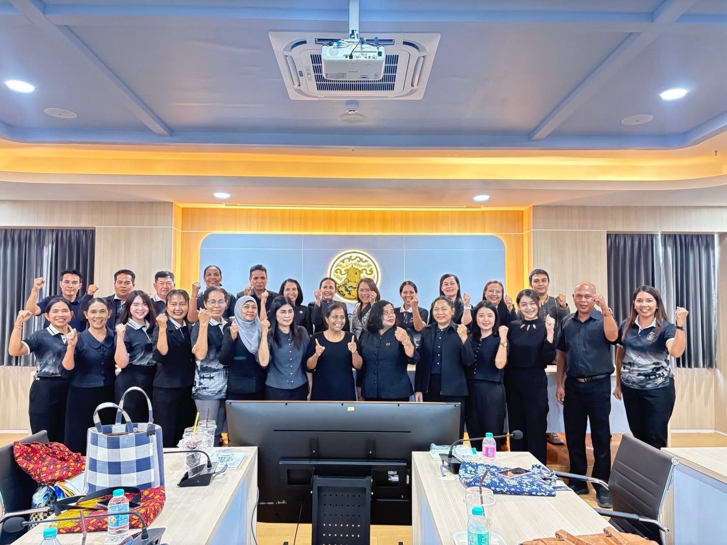 พช.ศรีนครินทร์ ร่วมประชุมเชิงปฏิบัติการส่งเสริมทักษะการบริหารจัดการทุนชุมชนตามหลักธรรมาภิบาลระดับจังหวัด ประจำปีงบประมาณ พ.ศ. 2569 