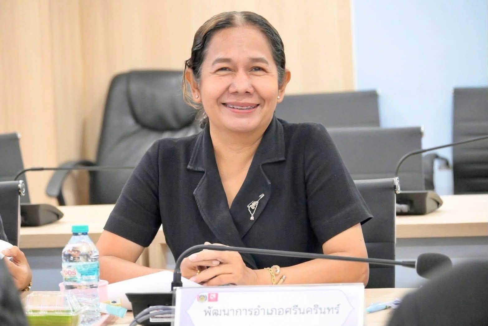 พช.ศรีนครินทร์  ร่วมประชุมคณะอนุกรรมการฯ กองทุนพัฒนาบทบาทสตรี อนุมัติทุนหมุนเวียนกว่า 5 แสนบาท หนุนสตรีสร้างอาชีพ